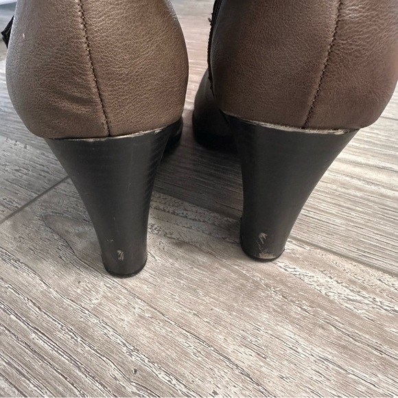 Style & Co Sachi Block-Heel Mid-Shaft Wide Calf Womens Boots with Buckles Size 8 - Picture 6 of 7